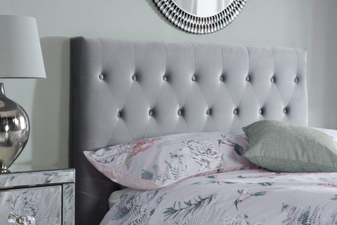 Chiswick Bed: A modern masterpiece of elegance and comfort, featuring a stylish buttoned headboard and versatile upholstery options in steel crushed velvet or sophisticated grey fabric. Explore the ottoman bed frame option for added functionality. Available in sizes Double bed and King Size Bed - 005