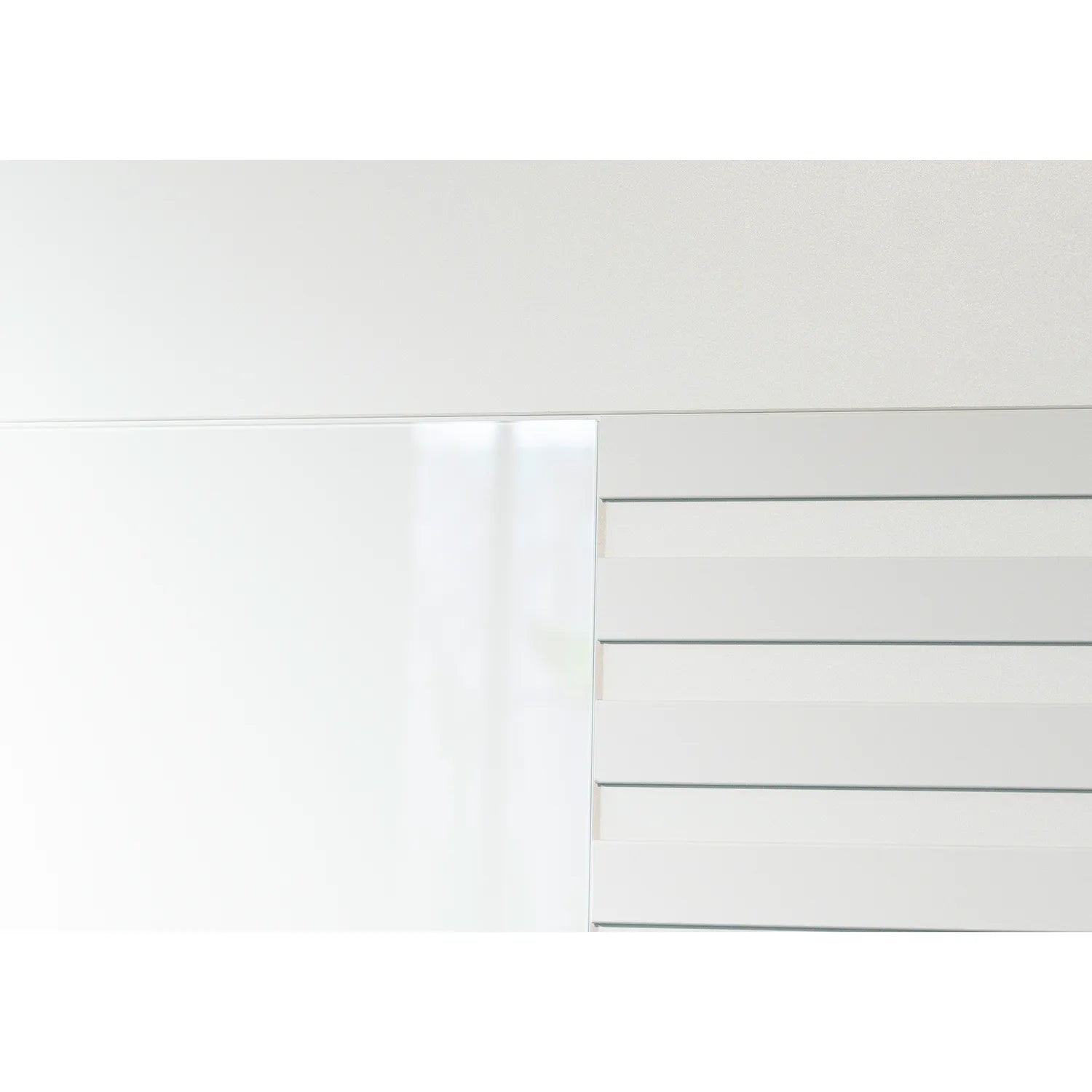 Novaro White Sliding Door Wardrobe