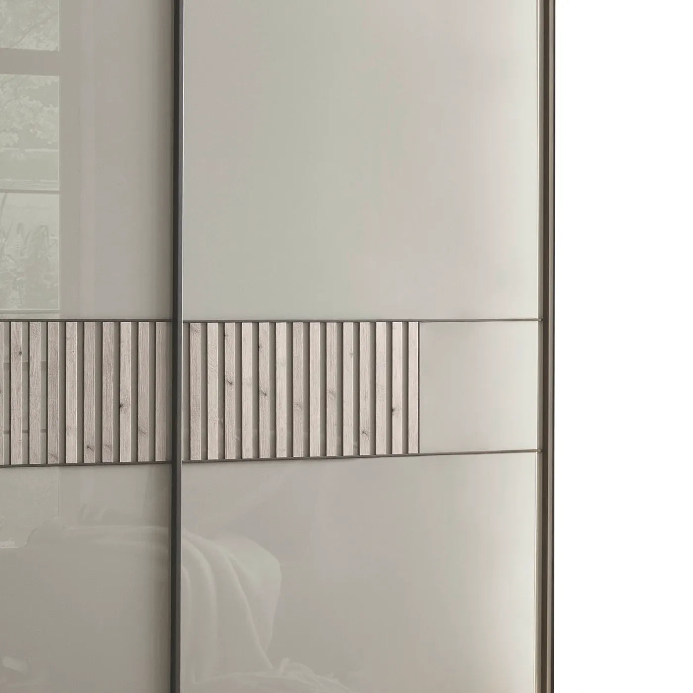 Vilmar Pebble Grey Glass 3 Door Sliding Wardrobe