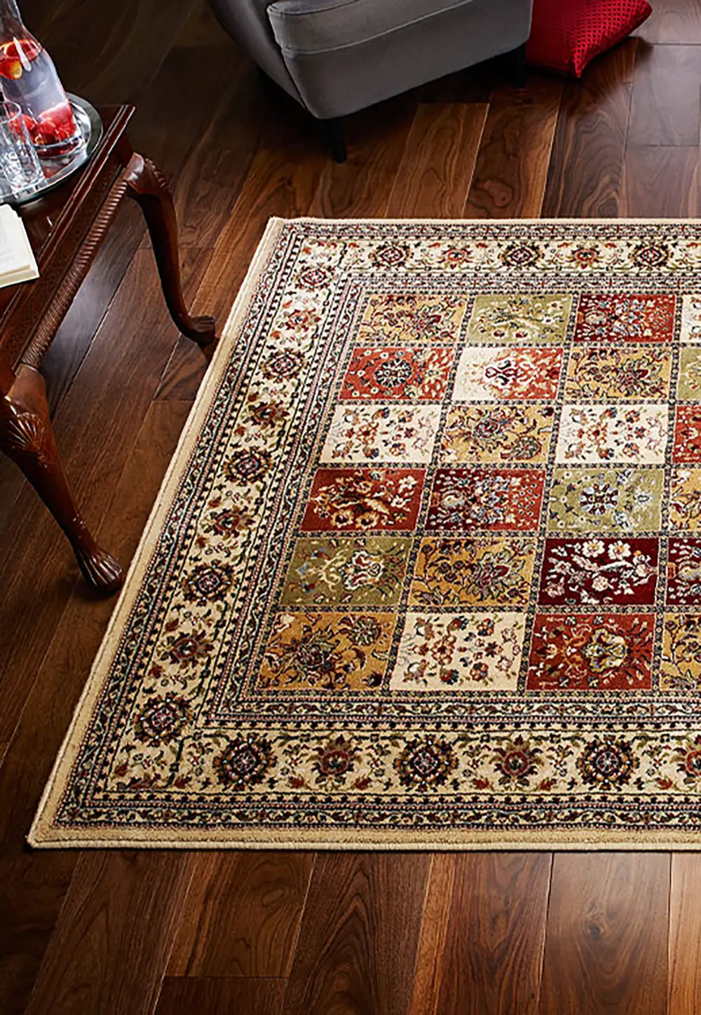 Royal Classic 1527R Red Traditional Bordered Rug